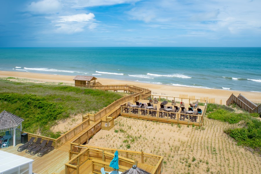 Ramada Plaza Oceanfront Deck