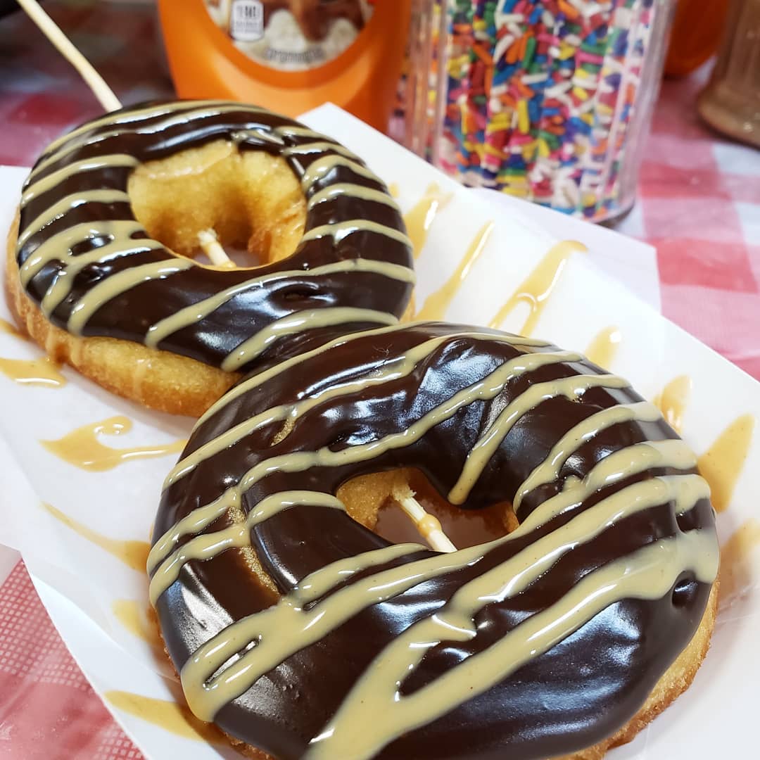 Maple Donut Cake : Ugly Duckling Bakery