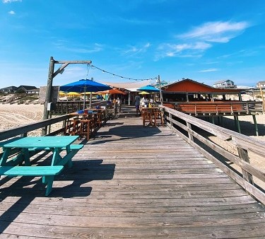 Outer Banks Fishing Pier, Fishheads Bar & Grill