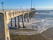 Jennette's Pier, Sunny & Windy