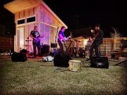 Tap Shack, Stereo in Words