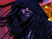 Shaka's Beach Bar & Grill, Barry Hicks