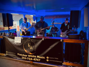 Jolly Roger Restaurant, Live Music: Fletcher White