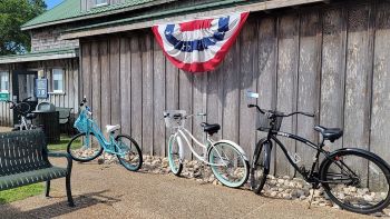 Town of Manteo, Dare A250: Red, White & Local Downtown Market