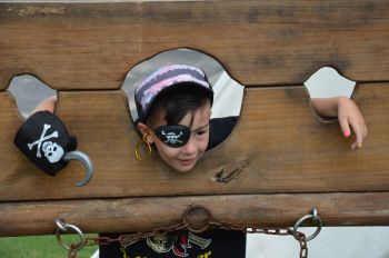Kitty Hawk Kites, Outer Banks Pirate Festival