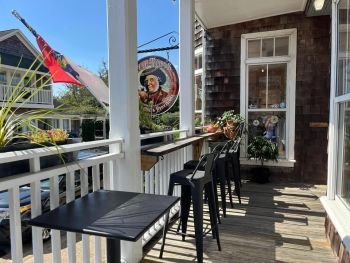 Old Tom's Beer, Wine & Provisions, 2nd Annual Spring Flower Crawl in Downtown Manteo