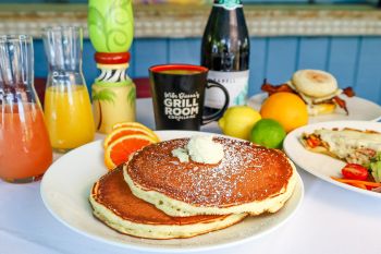 Mike Dianna's Grill Room, Breakfast for Dinner