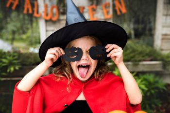 Old Tom's Beer, Wine & Provisions, Halloween Costume Exchange