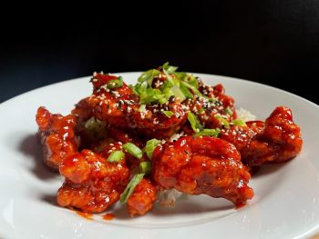Sundogs Raw Bar & Grill, Korean Fried Chicken