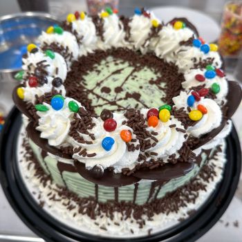 Big Buck's Ice Cream, Ice Cream Cakes