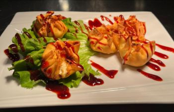 Black Pelican Oceanfront Restaurant, Crab Rangoon