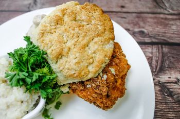 Mike Dianna's Grill Room, Grill Room Chicken Biscuit