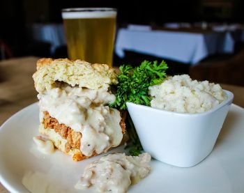 Mike Dianna's Grill Room, Grill Room Chicken Biscuit