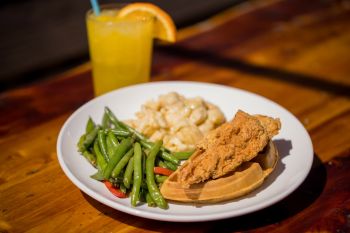 Mulligan's Grille, Chicken & Waffles