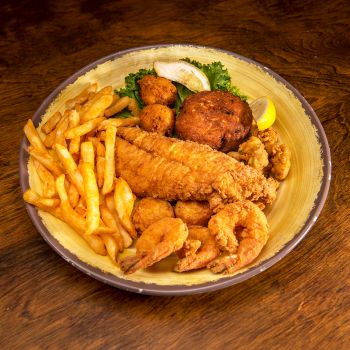 Jolly Roger Restaurant, Fried Combination Platter