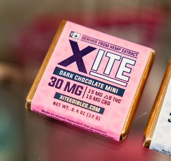 CBDuck OBX, Xite 30 mg Dark Chocolate Edible