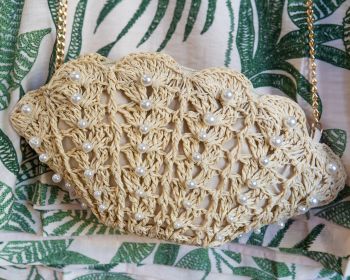 Bloom Boutique, Scalloped Woven Purse