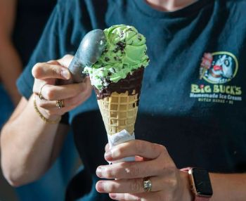 Big Buck's Ice Cream, Veteran & Military Discount