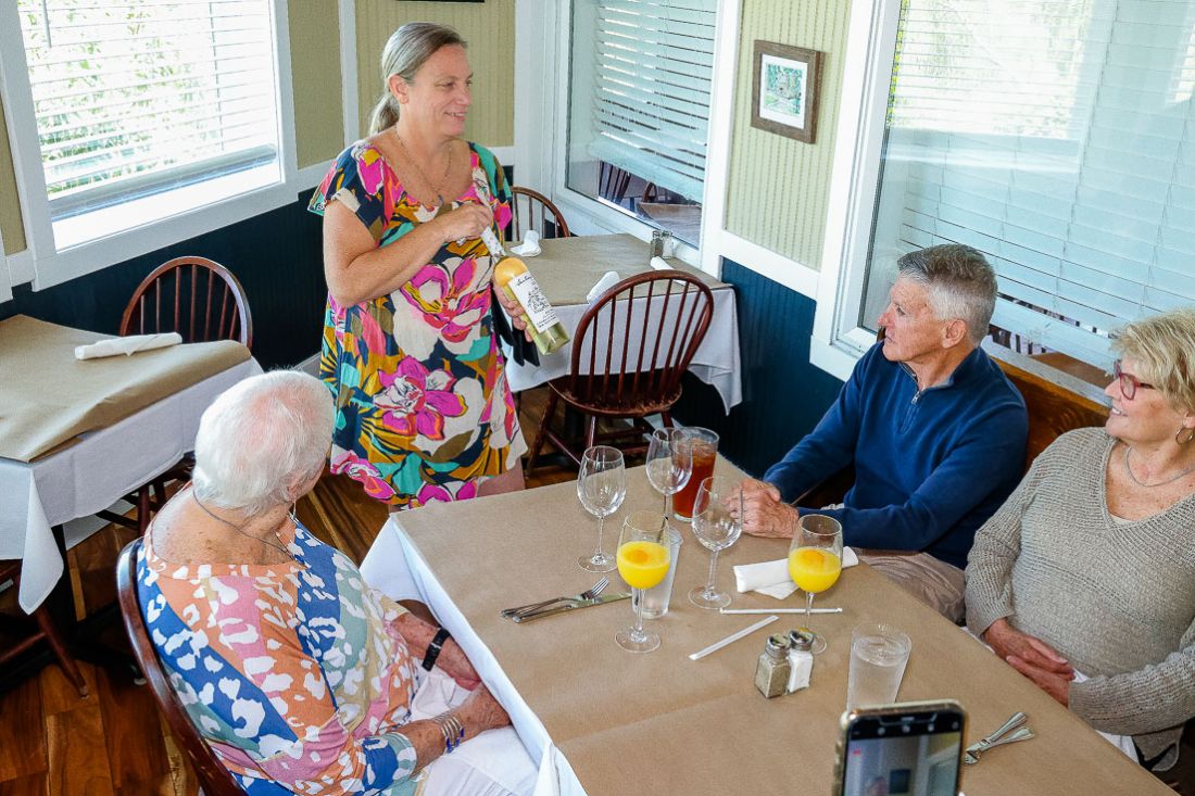 Mike Dianna's Grill Room Outer Banks
