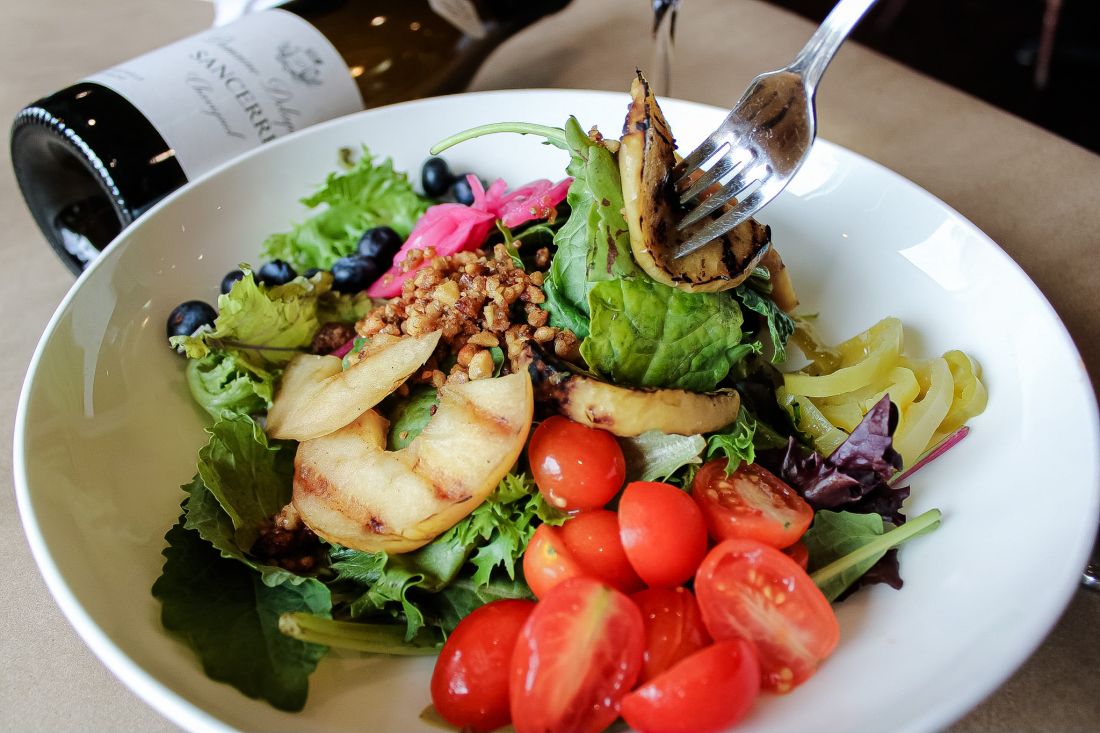 Mike Dianna's Grill Room Outer Banks