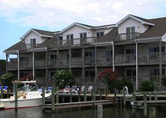 Exterior view of Captain's Landing