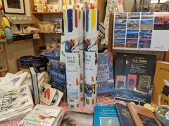 Books to be Red &amp; Deepwater Pottery photo