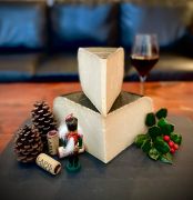 Misfit Bars of Christmas Crawl photo