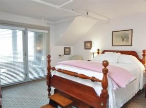 Agnes Wood room at First Colony Inn