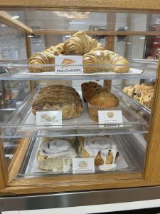 Fig Tree Bakery &amp; Deli and Sweettooth photo