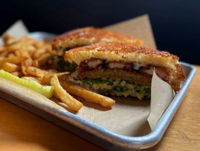 Sundogs Raw Bar &amp; Grill photo