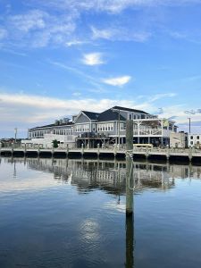 Sugar Creek Soundfront Seafood Restaurant photo