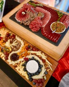 TRiO Restaurant &amp; Market photo