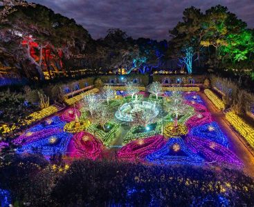 Elizabethan Gardens photo