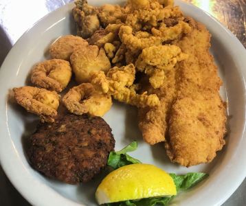 Diamond Shoals Restaurant &amp; Sushi Bar photo