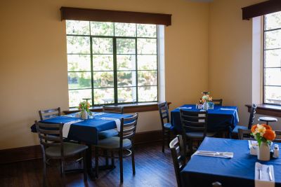 Vicki B's Restaurant &amp; Market photo