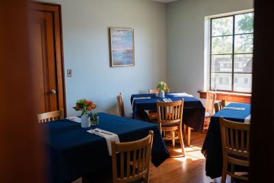 Vicki B's Restaurant &amp; Market photo