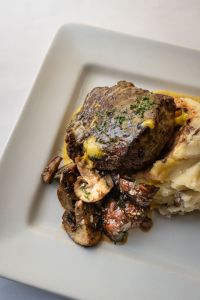 Vicki B's Restaurant &amp; Market photo