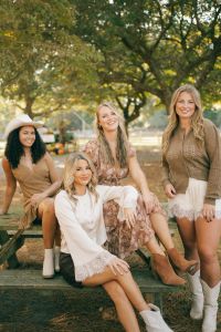 Foxy Flamingo Boutique photo