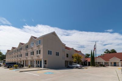 Hotel Manteo photo