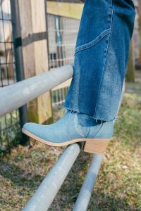 Foxy Flamingo Boutique photo