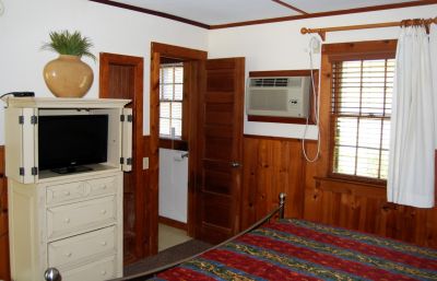 The Dare Haven Motel on the Outer Banks photo