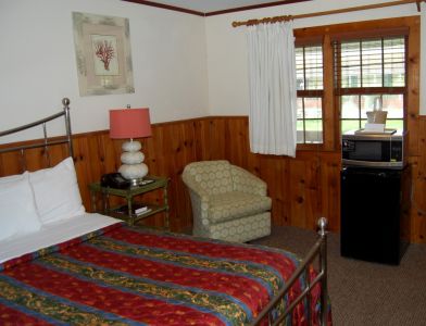 The Dare Haven Motel on the Outer Banks photo
