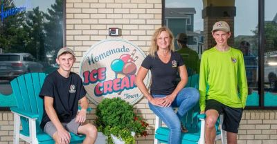 Big Buck&#039;s Ice Cream photo