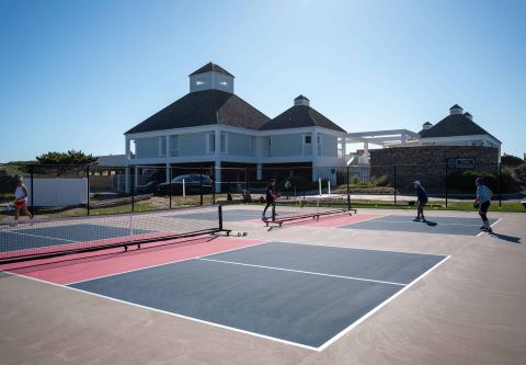 Village Beach Club, Oceanfront Pickleball Courts