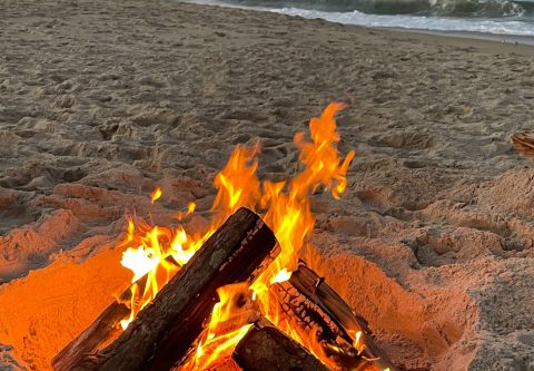 Outer Banks Beach Fires, Standard Beach Fire