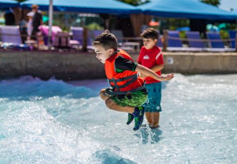 H2OBX Waterpark, Twin Tides Family Wave Beach