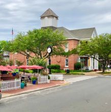 Historic Manteo Courthouse